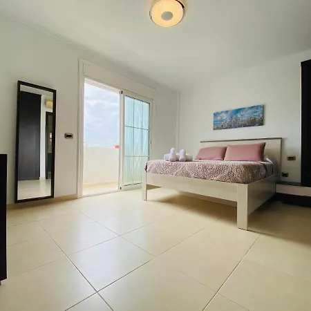 117 Troy Palace By Sunkeyrents *